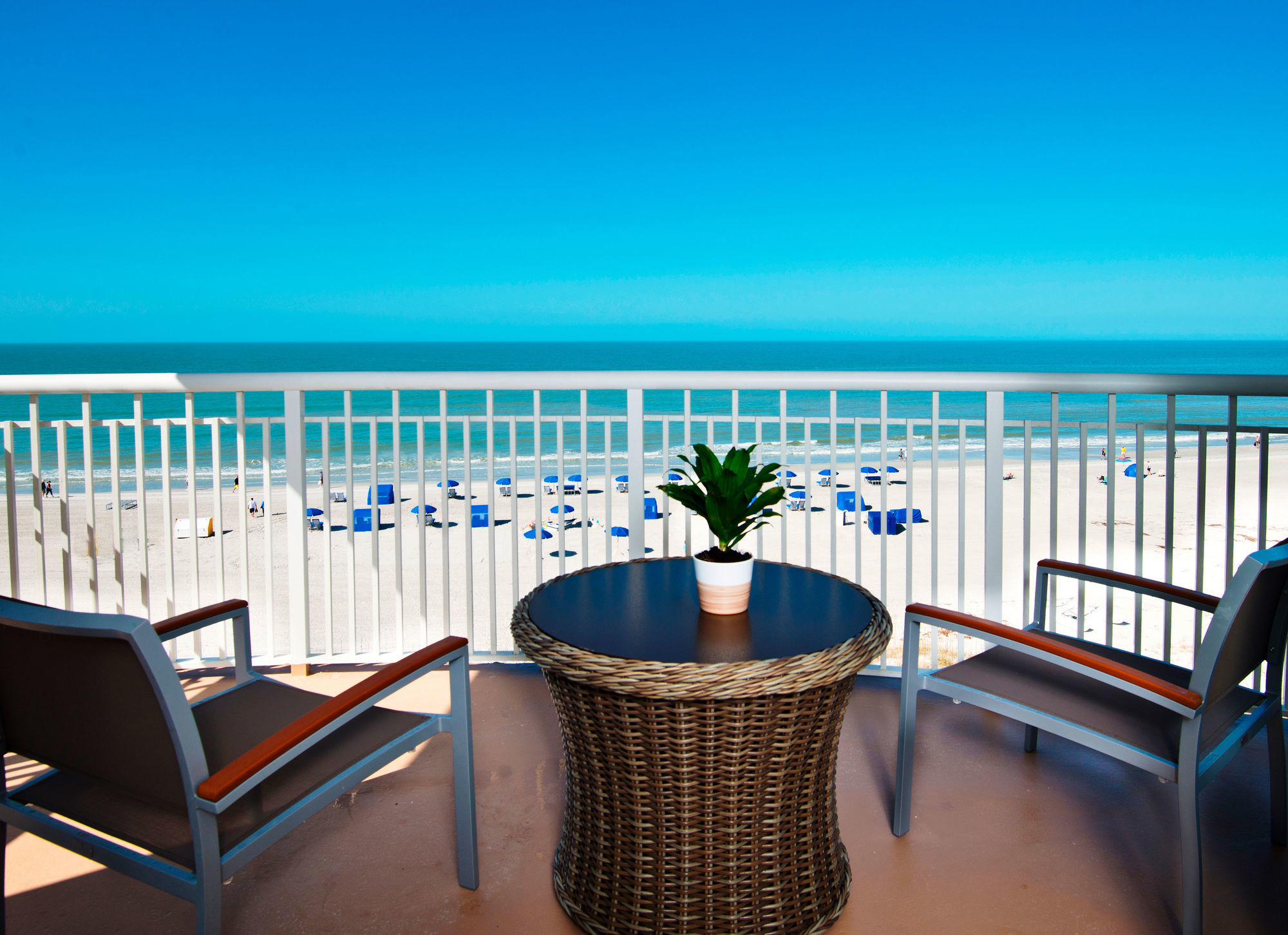 Beach House Suites By The Don Cesar Сант Пит Бич Номер фото